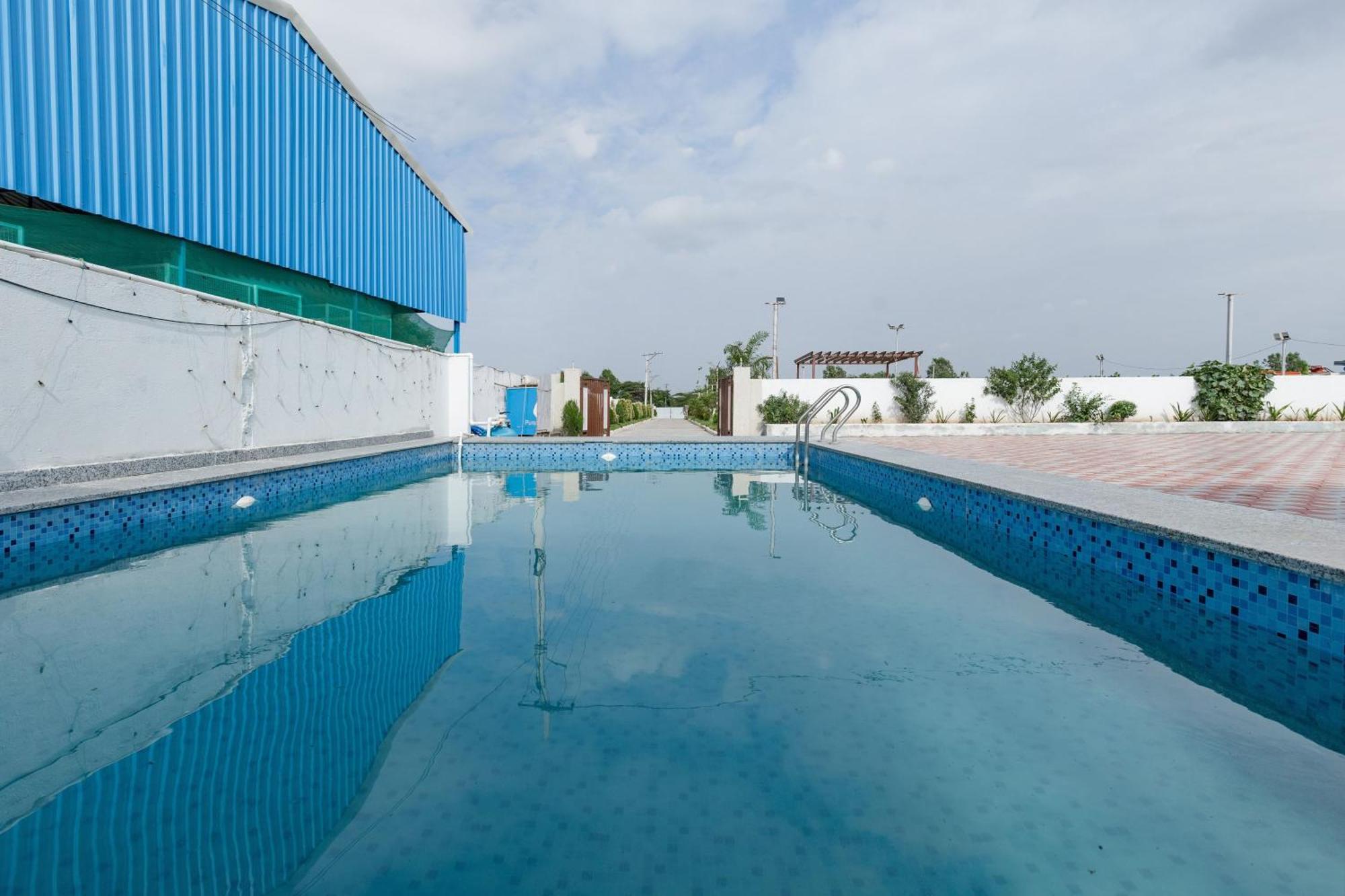 Aqua Lagoon Villa By Secret Turtle Pvt Pool Private Lawn Secundurabad Extérieur photo